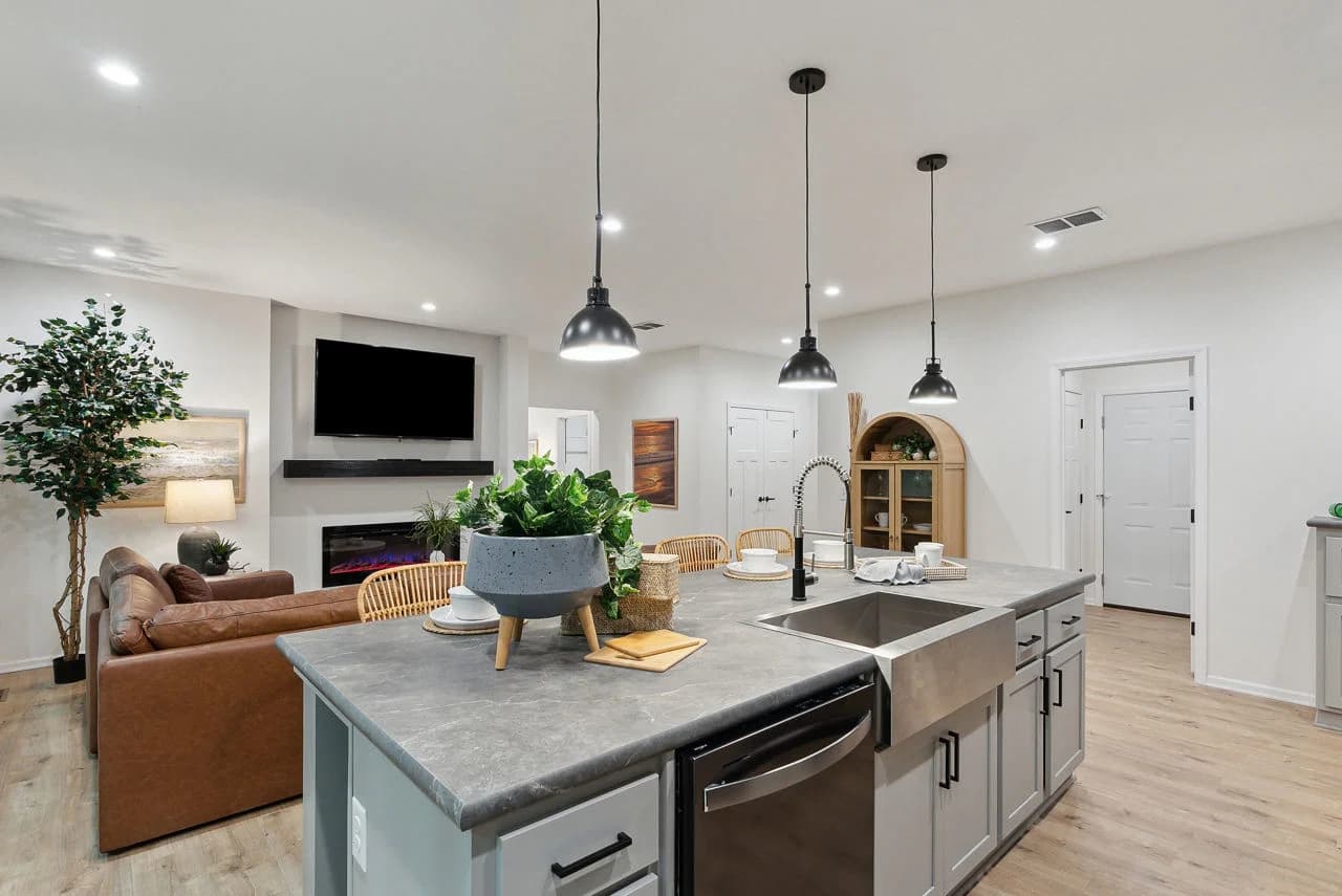Little sky kitchen home features