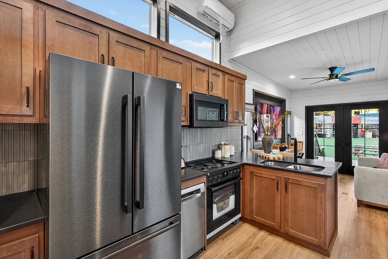 The bungalow 14491a kitchen home features