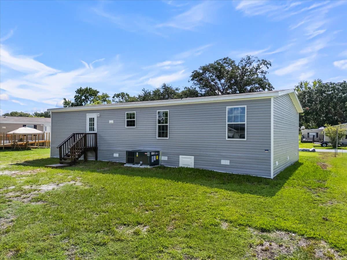 54 oakridge dr, frostproof, fl 33843 (for sale) $249,982  home features
