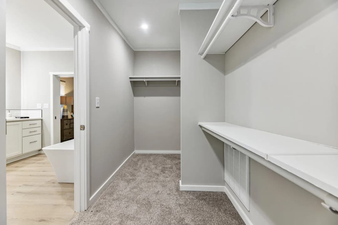 Kennedy ii 30603d bathroom home features