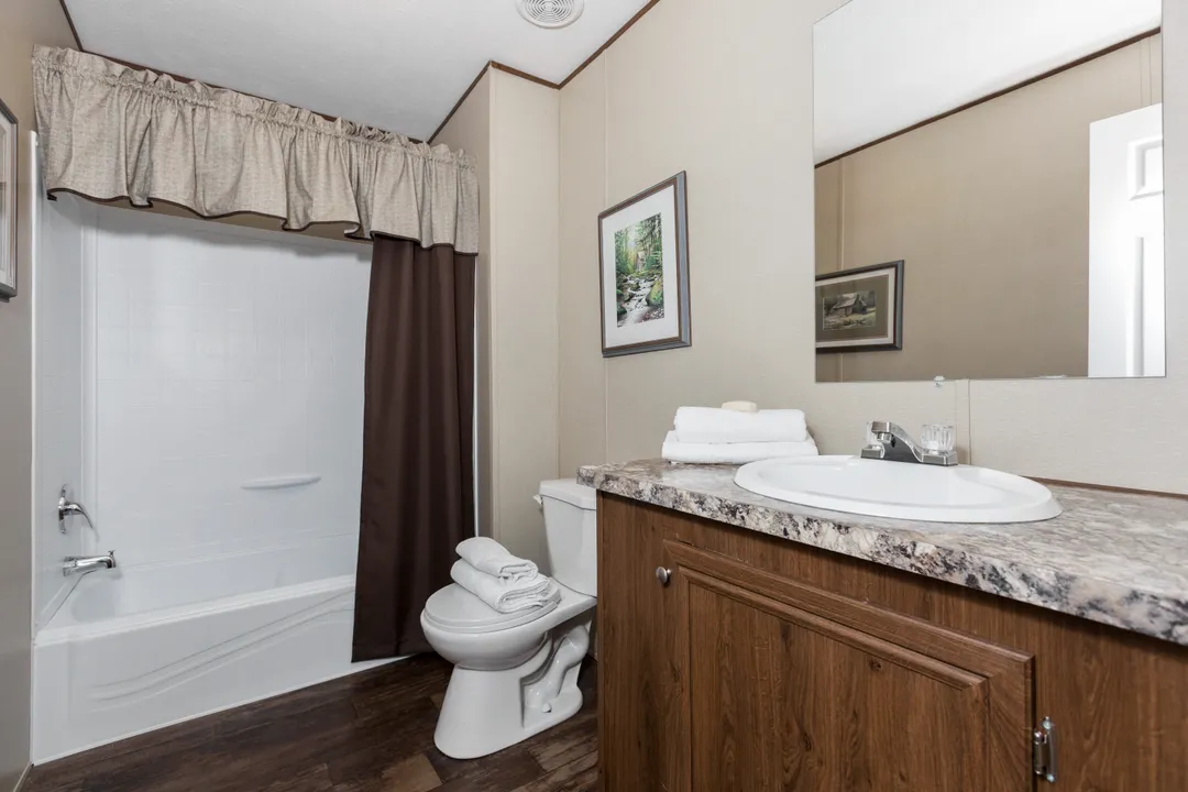 The bayside bathroom home features