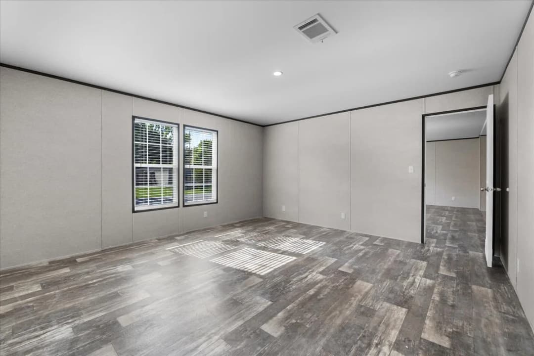 9060 sarah drive, polk city, florida 33868 (sold) interior home features
