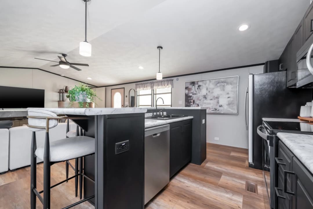 Heritage h-1868-32a kitchen home features