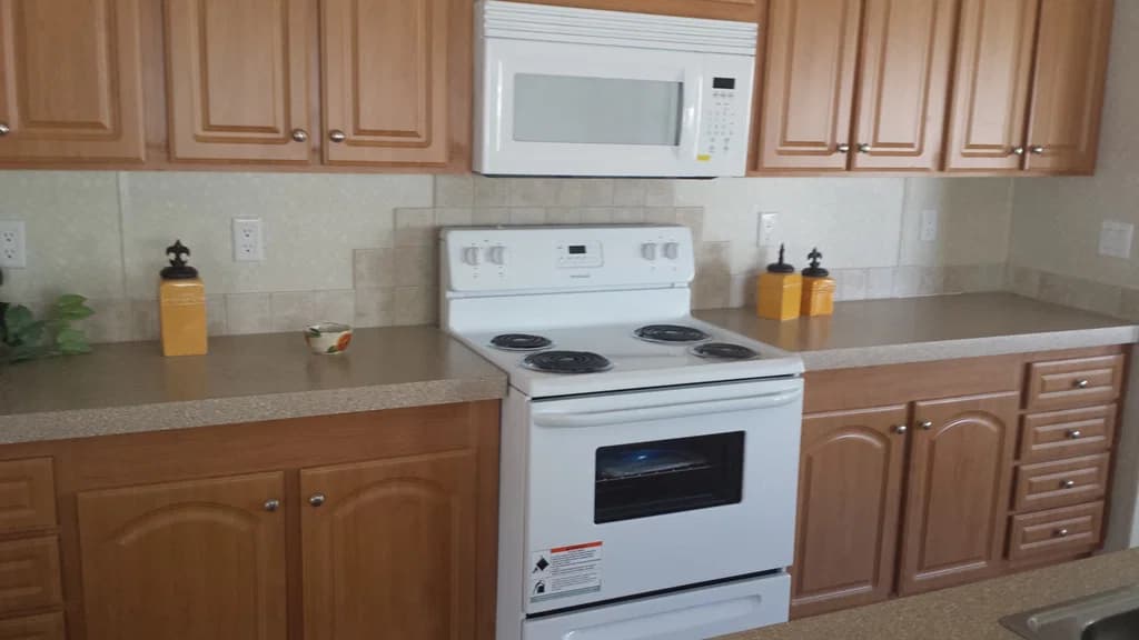 Alex jr 2860 kitchen home features