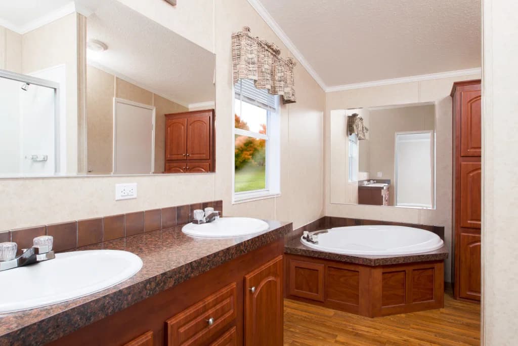 Miley 3 br 2864 bathroom home features