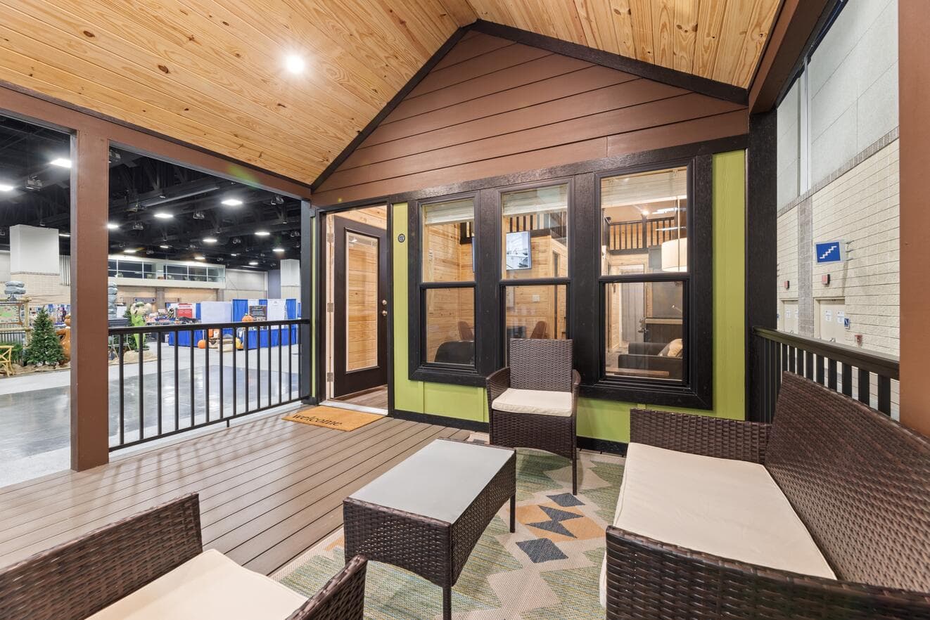Eagle loft 13291p exterior home features