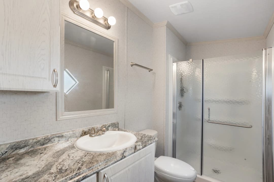 Heritage h-3272-43a bathroom home features