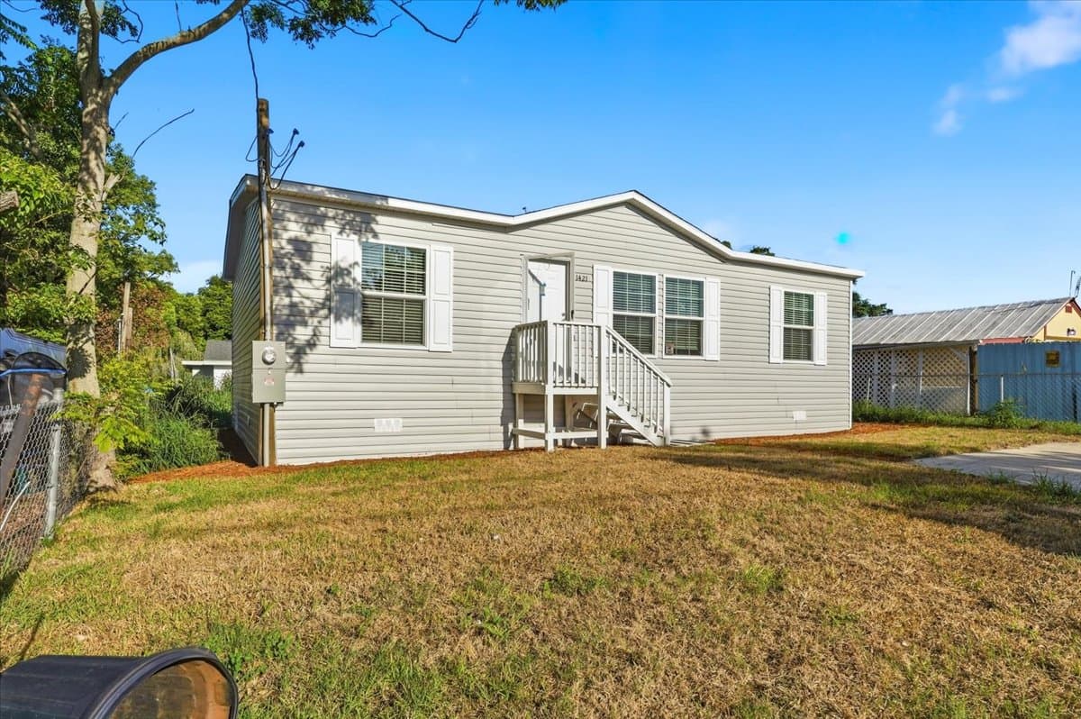 11421 rampart ln, port richey, fl 34668  (for sale) $215,999  home features