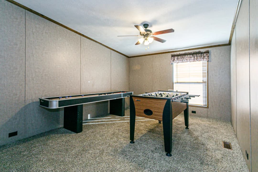 Classic c-3264-32c interior home features