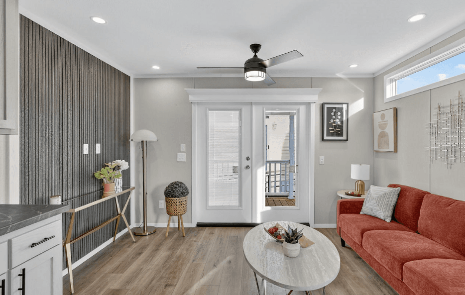 Embrace daylight interior home features