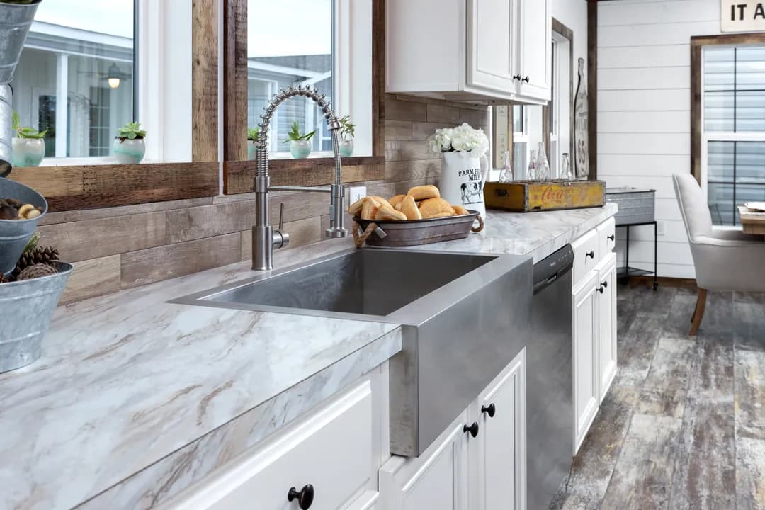 The liza jane kitchen home features