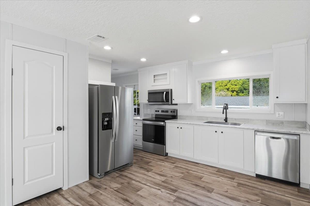 11421 rampart ln, port richey, fl 34668  (for sale) $215,999  home features