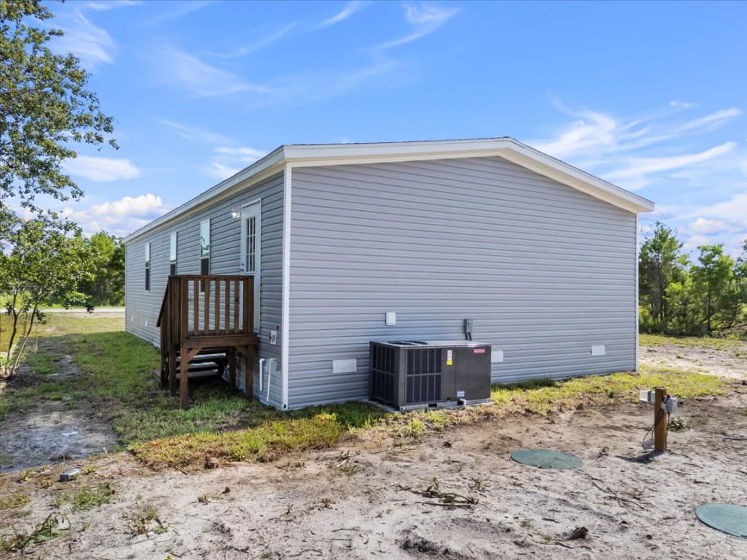 2763 n vasser terrace, hernando, fl 34442, (for sale) $185,900 exterior home features