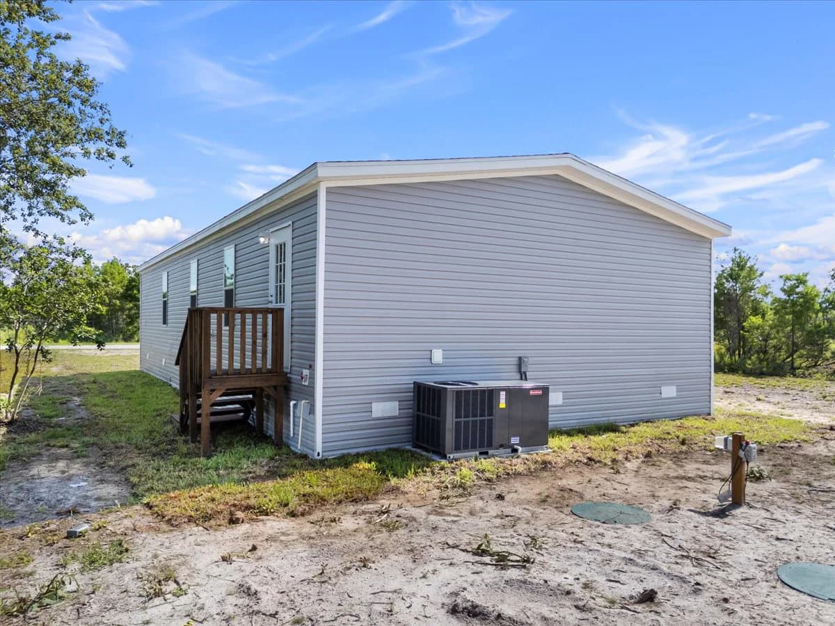 2763 n vasser terrace, hernando, fl 34442, (for sale) $185,900 exterior home features