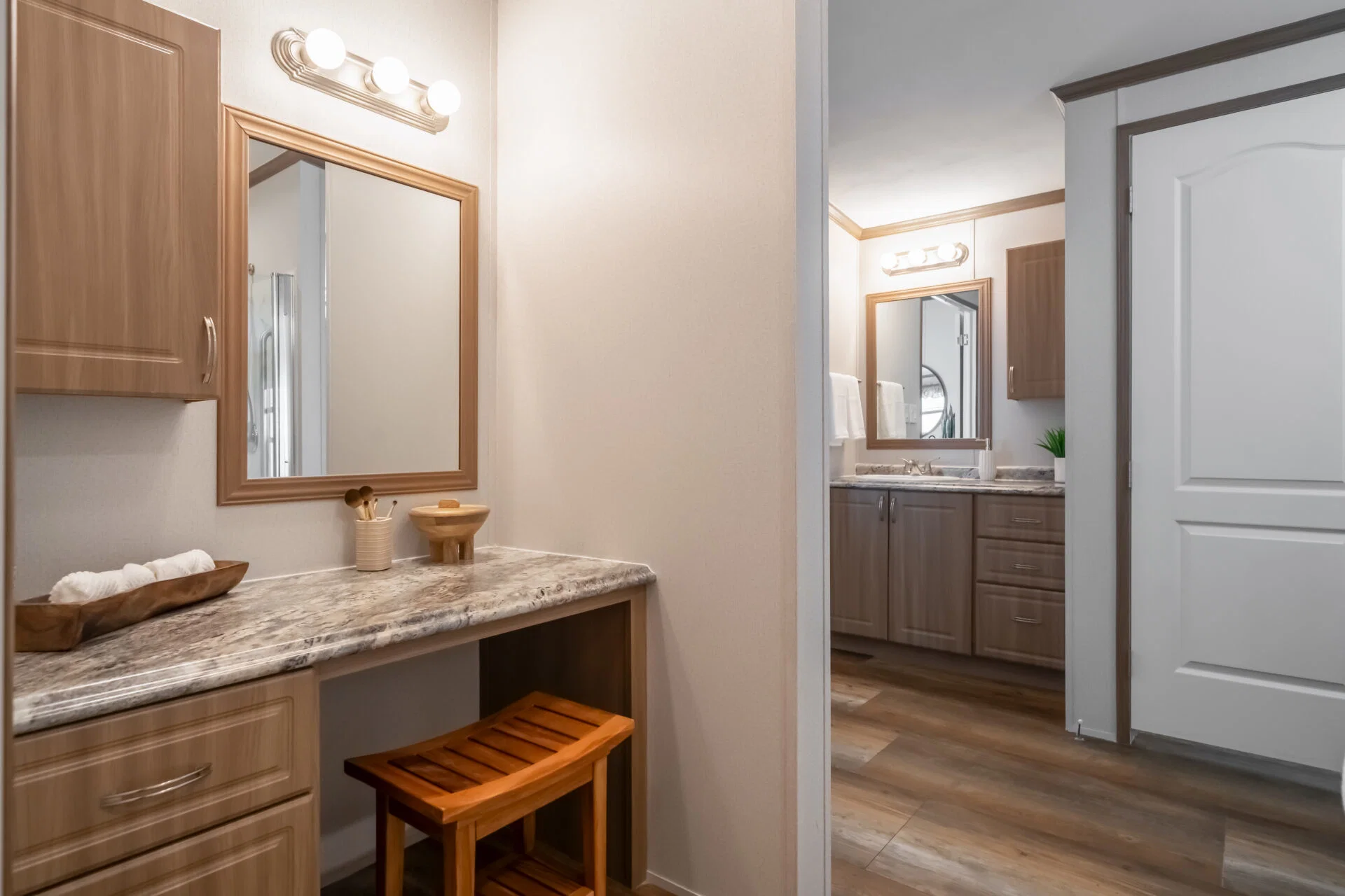 Heritage h-3264-32ap bathroom home features