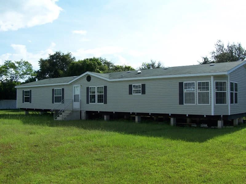 Hazel 2872 hero, elevation, and exterior home features