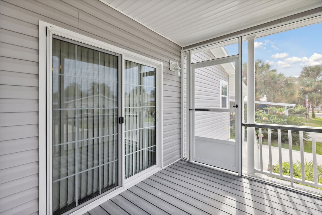 Silver springs 4893 exterior home features