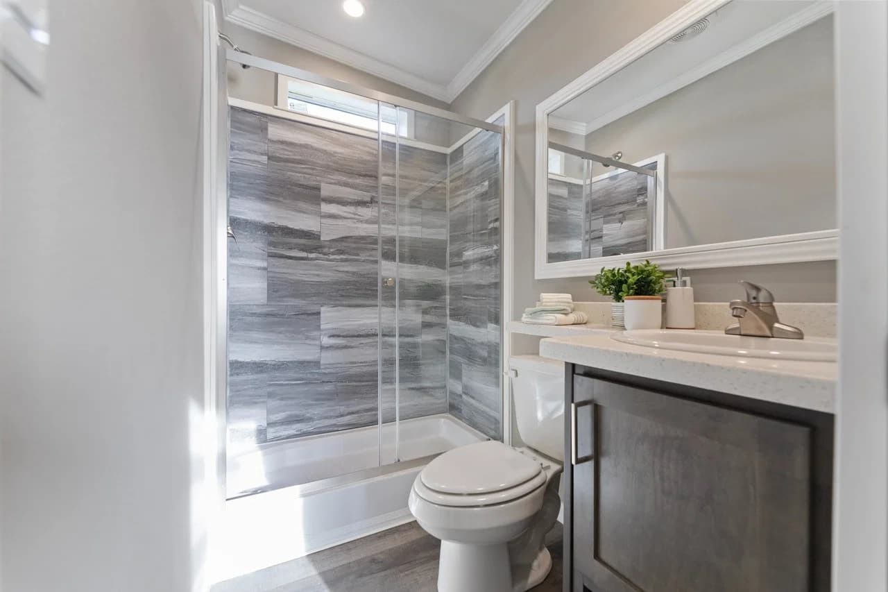 Wedge 13442s bathroom home features