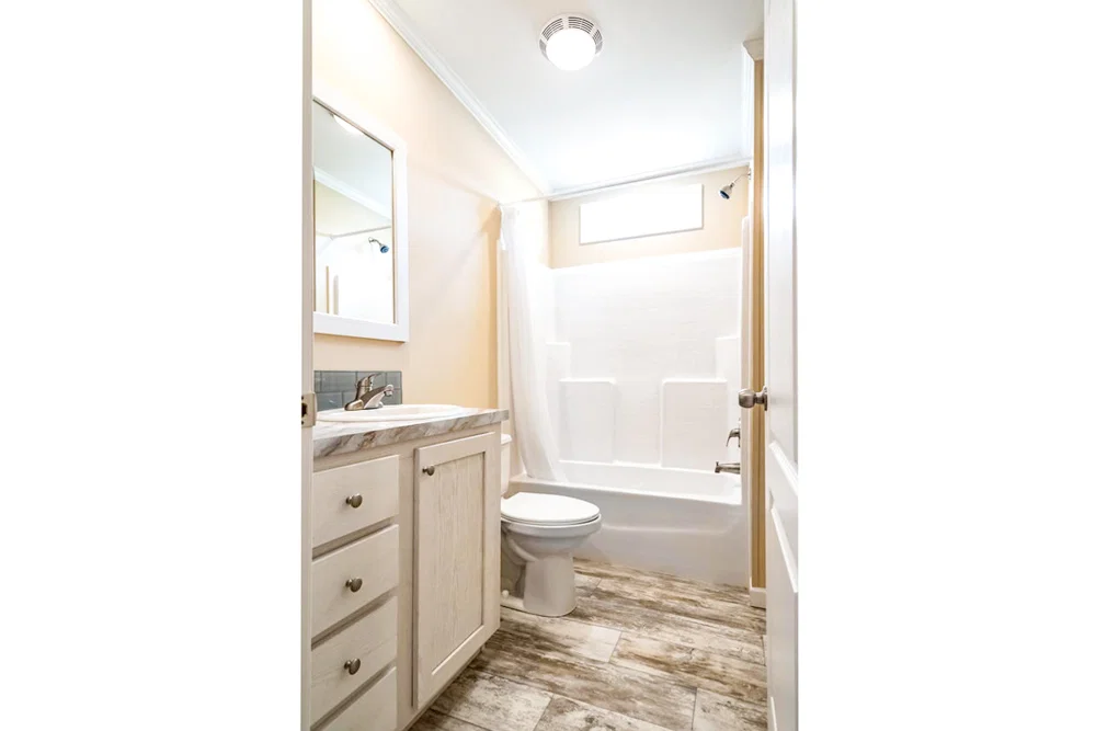 Natilus bathroom home features