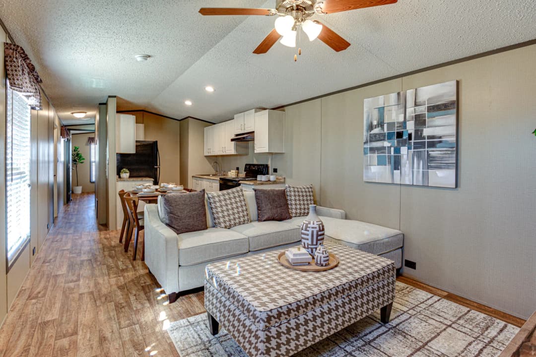 Select s-1256-21a interior home features