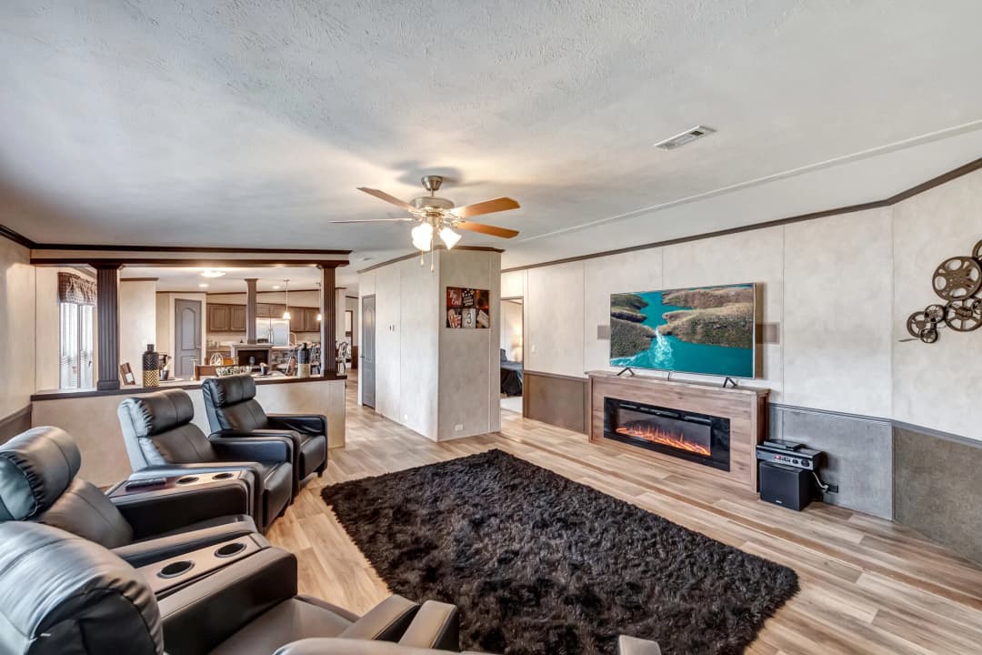 Classic c-3280-42.5b interior home features