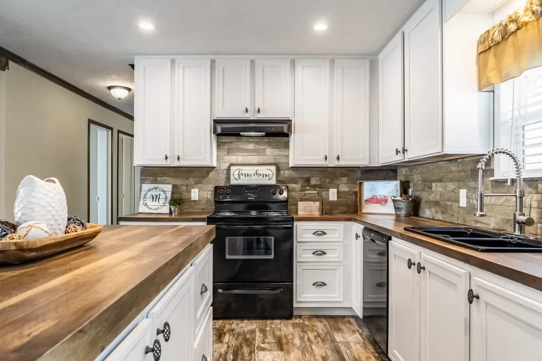 The stark kitchen home features