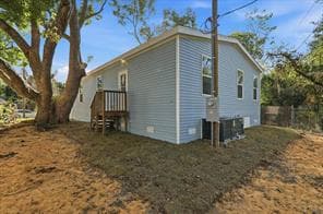 5843 ashen avenue, new port richey, fl 34652 (sold) $228,995 exterior home features