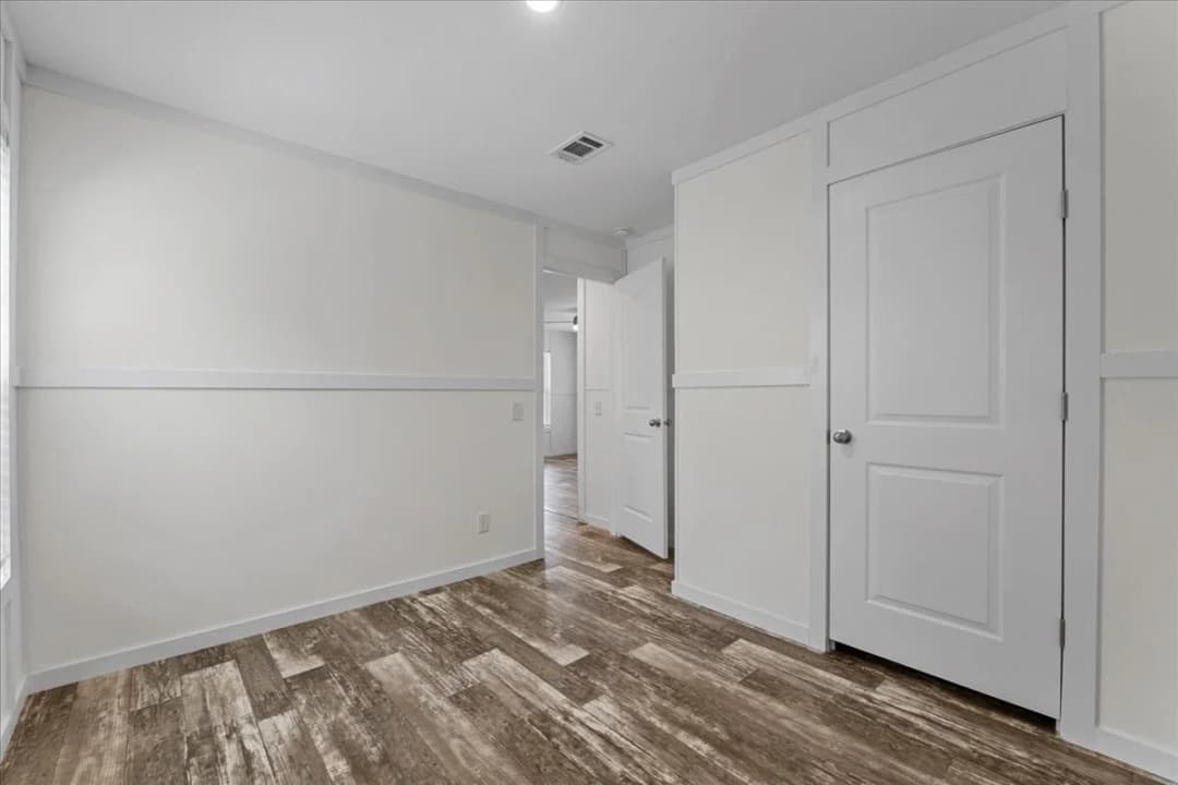 2270 griffin road, bartow, florida 33830  (sold) $199,999 interior home features
