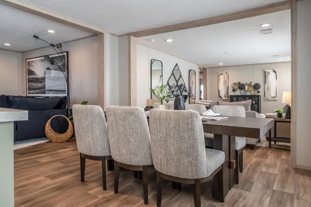Rainier interior home features