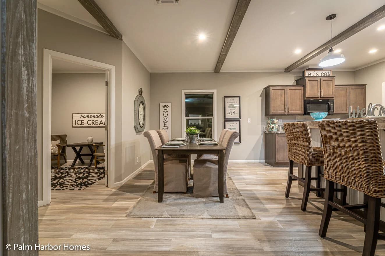 Levy 28482a interior home features