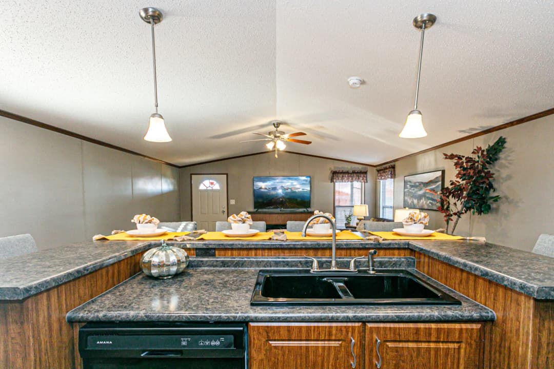 Heritage h-1872-32a kitchen home features