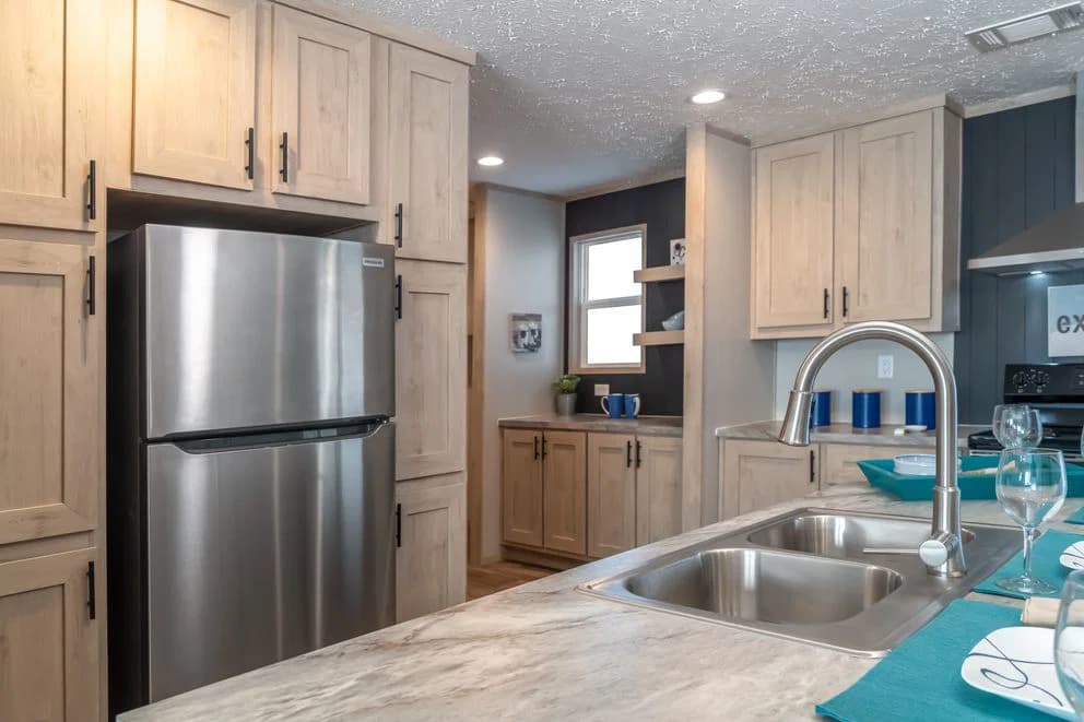 Desoto kitchen home features