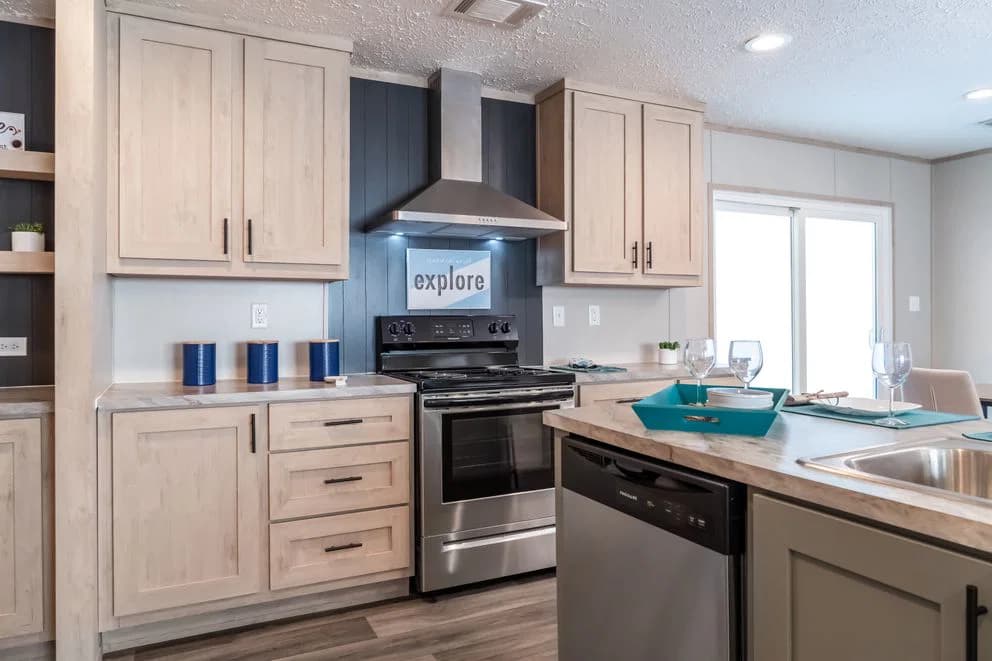 Desoto kitchen home features