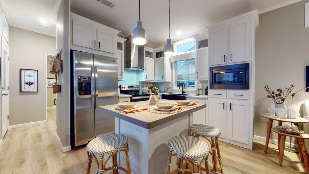 Lake charles 13371a kitchen home features