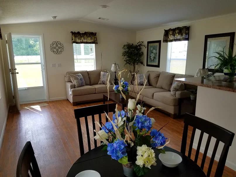 Hailey interior home features