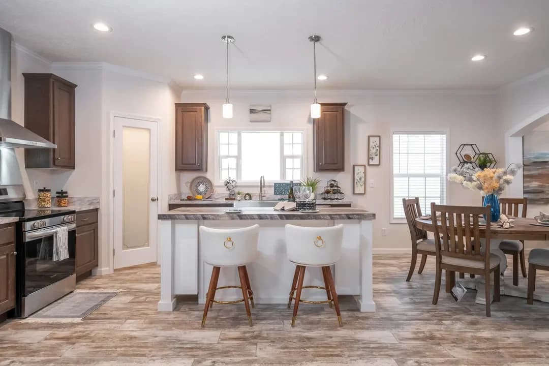 1444 carolina interior home features