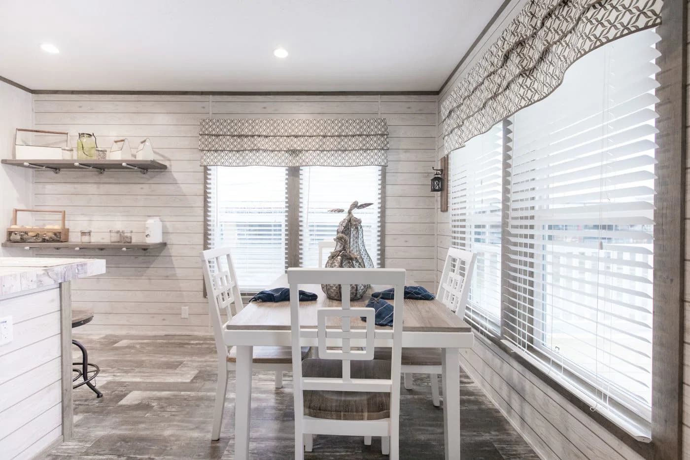 The southern farmhouse interior home features