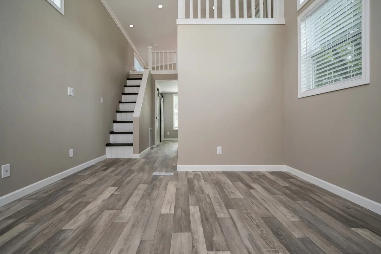 Eagle 11351g interior home features