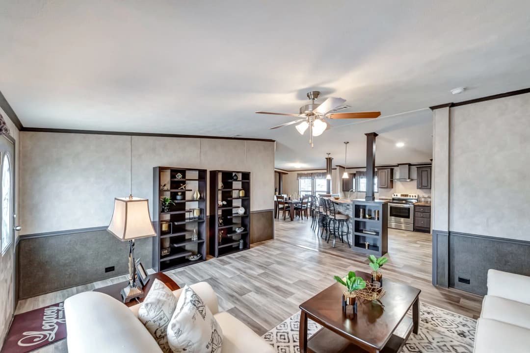 Classic c-3280-42.5b interior home features