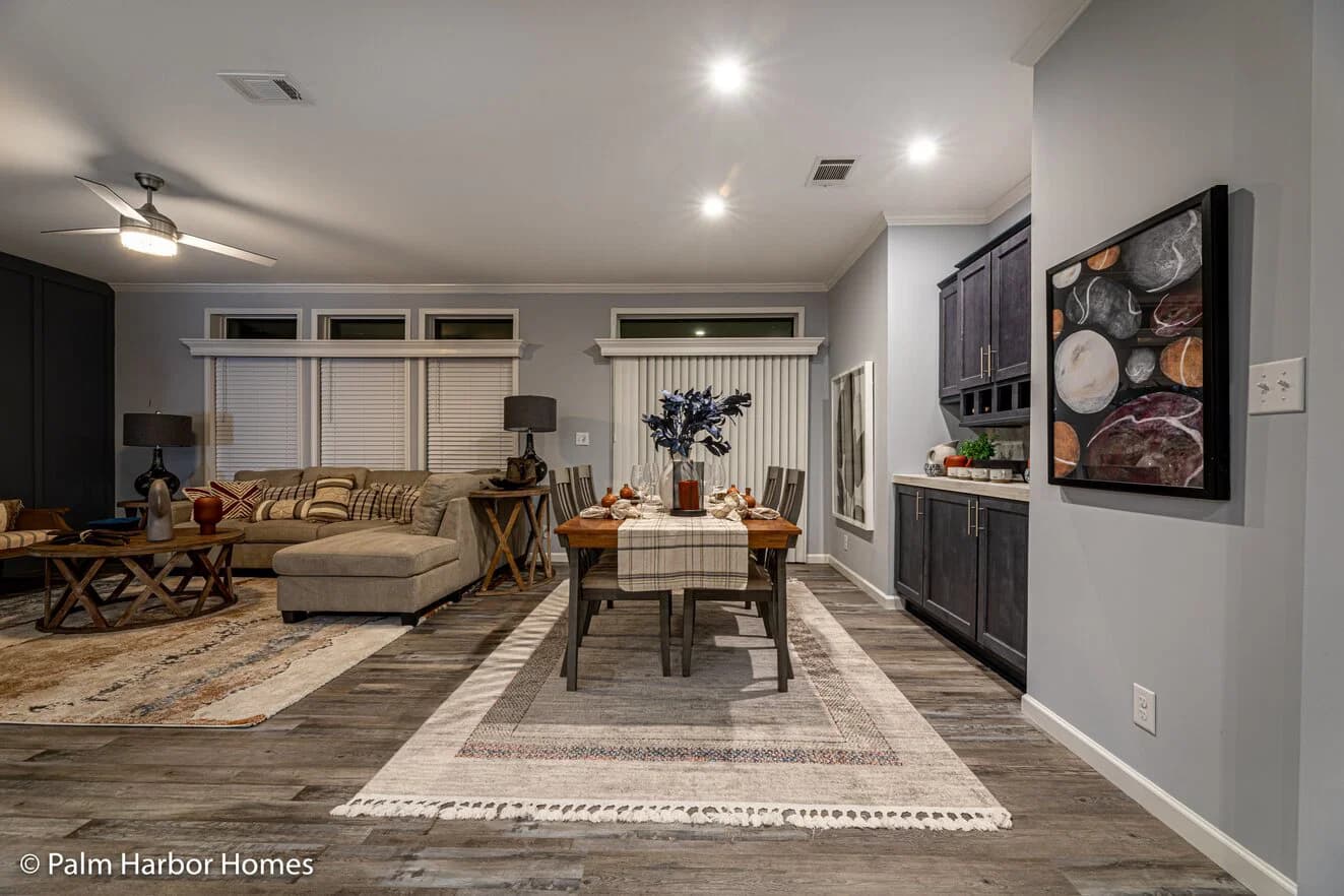 Malibu 30603b interior home features