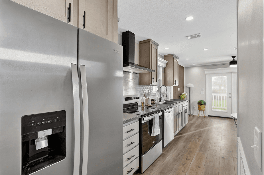Embrace daylight kitchen home features