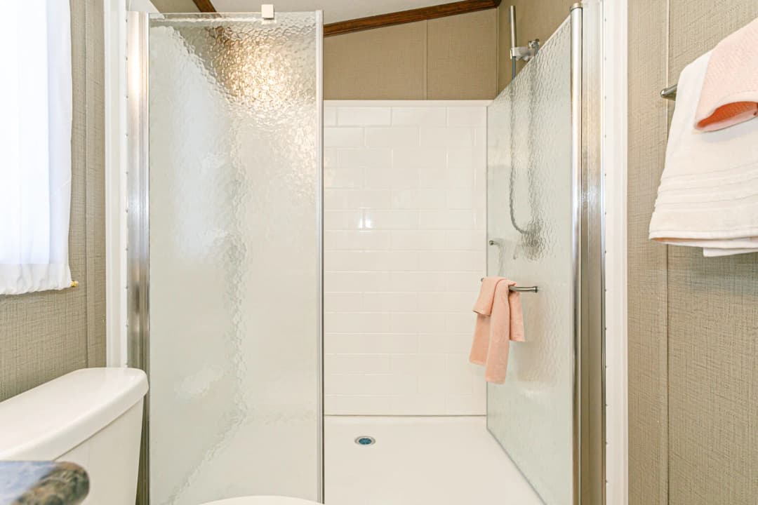 Heritage h-1872-32a bathroom home features