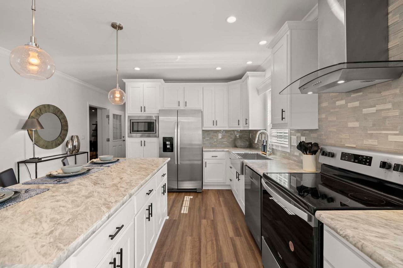 Silver springs 5320 kitchen home features