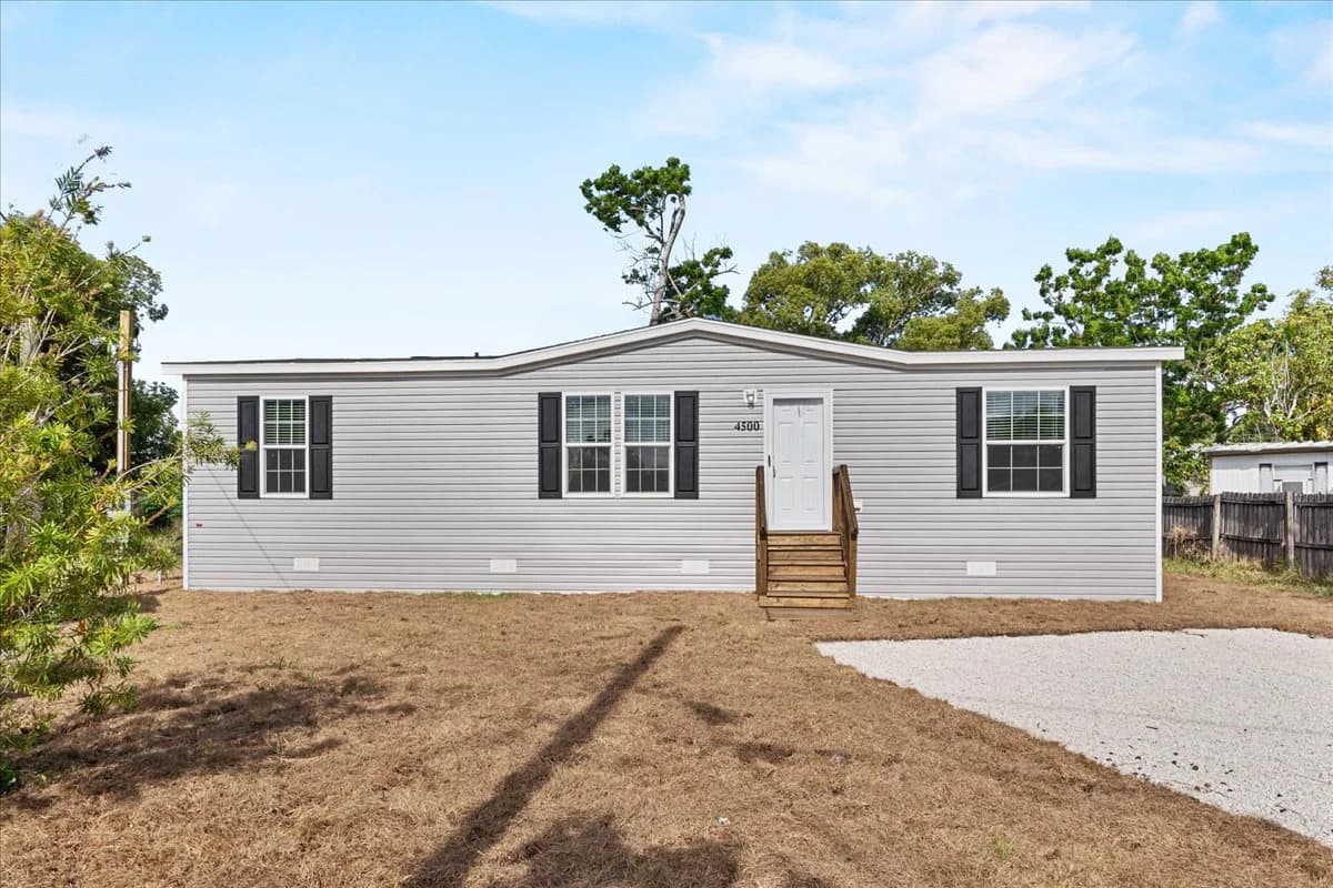 1909 pleasure drive, holiday, florida 34691 (sold) $210,997 hero home features