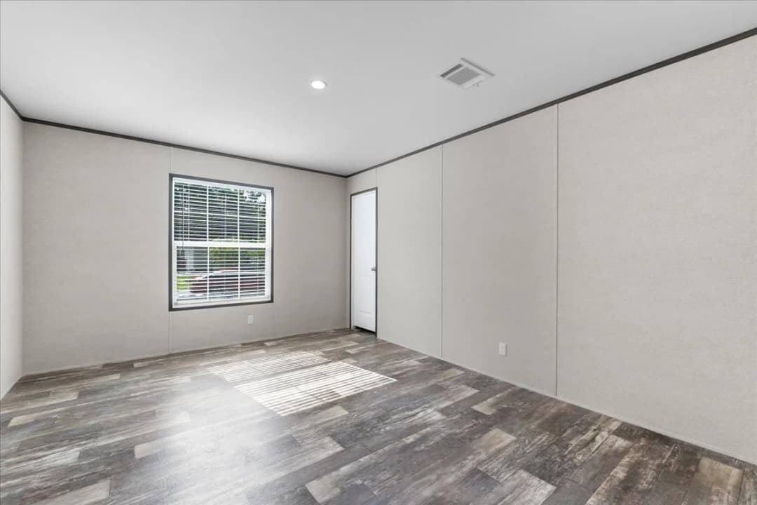 9060 sarah drive, polk city, florida 33868 (sold) interior home features