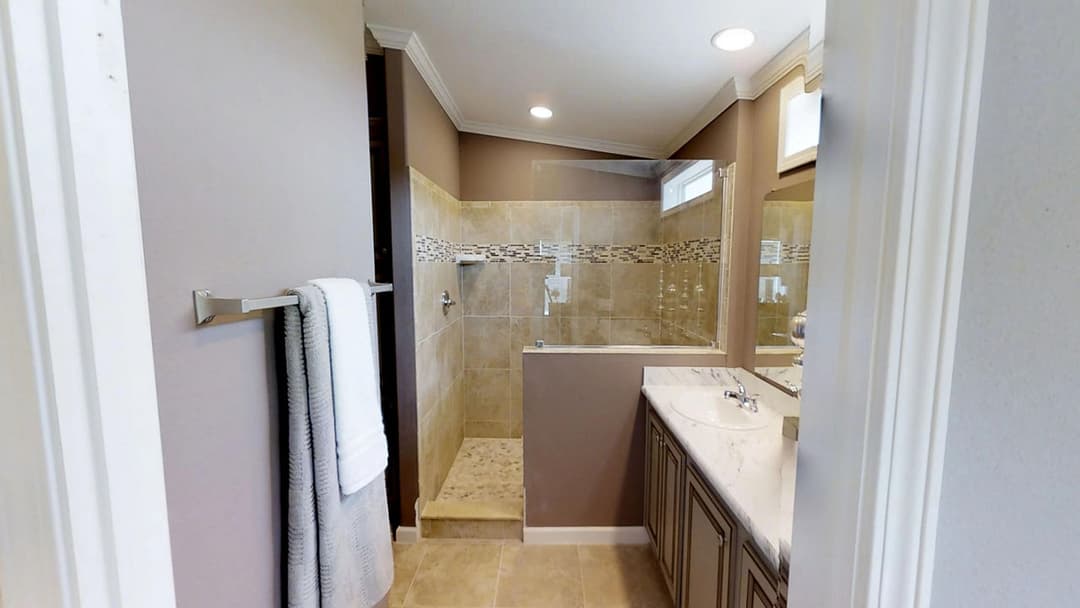 Silver springs 5354 bathroom home features