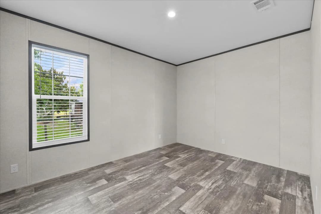 909 lake thomas road, lake wales, florida 33898 (sold)  interior home features