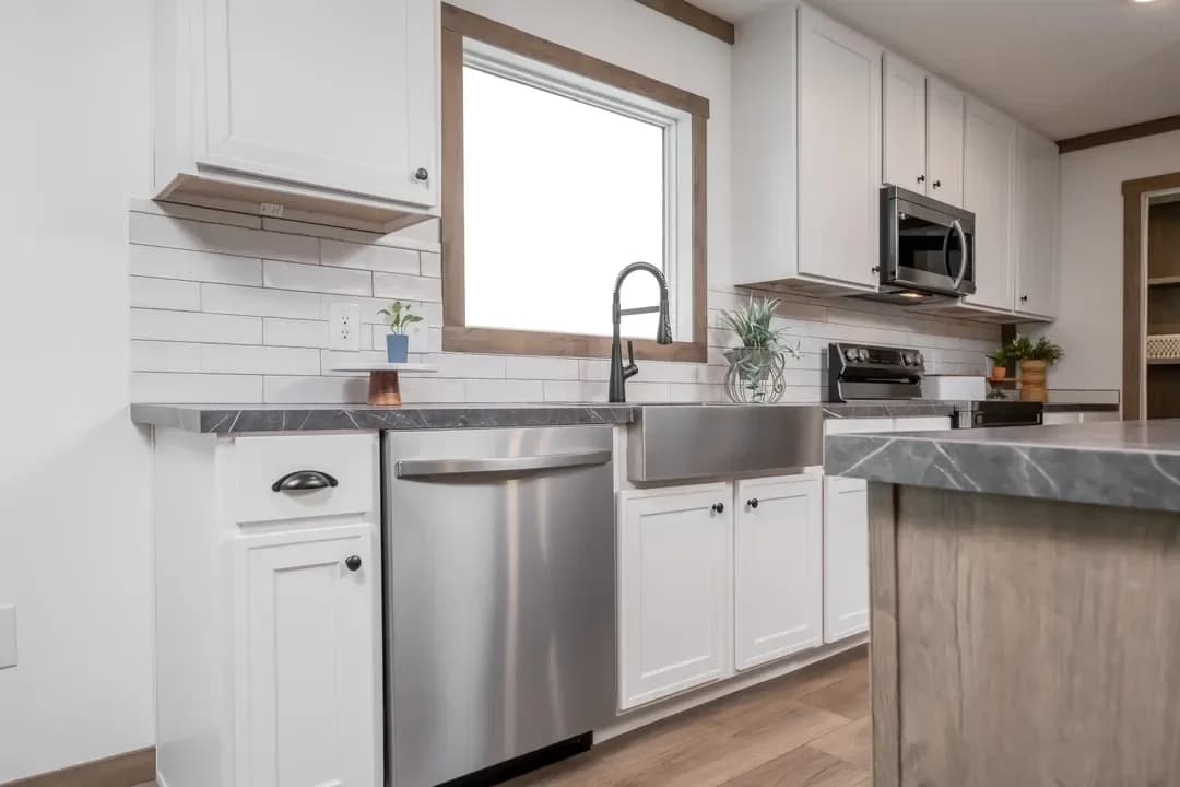 The lizzie kitchen home features