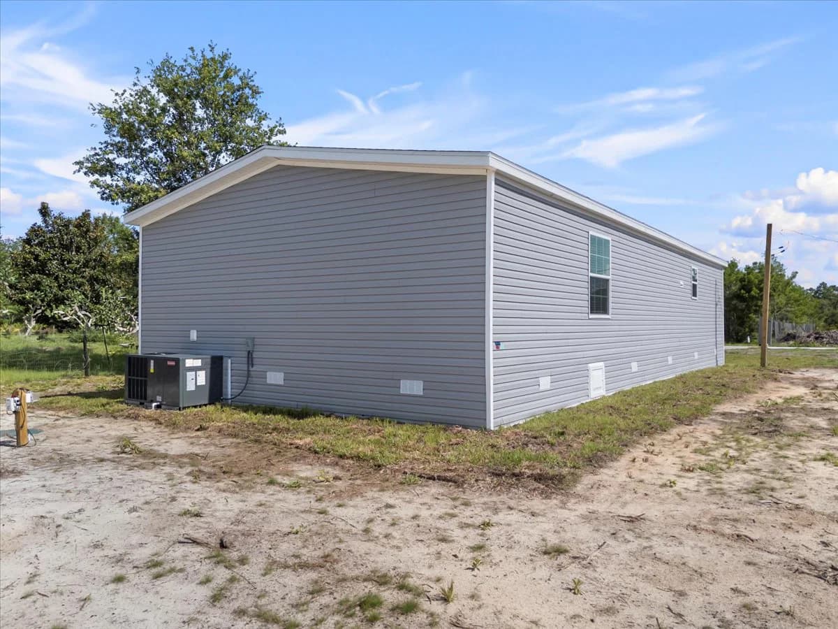 909 lake thomas road, lake wales, florida 33898 (sold)  exterior home features