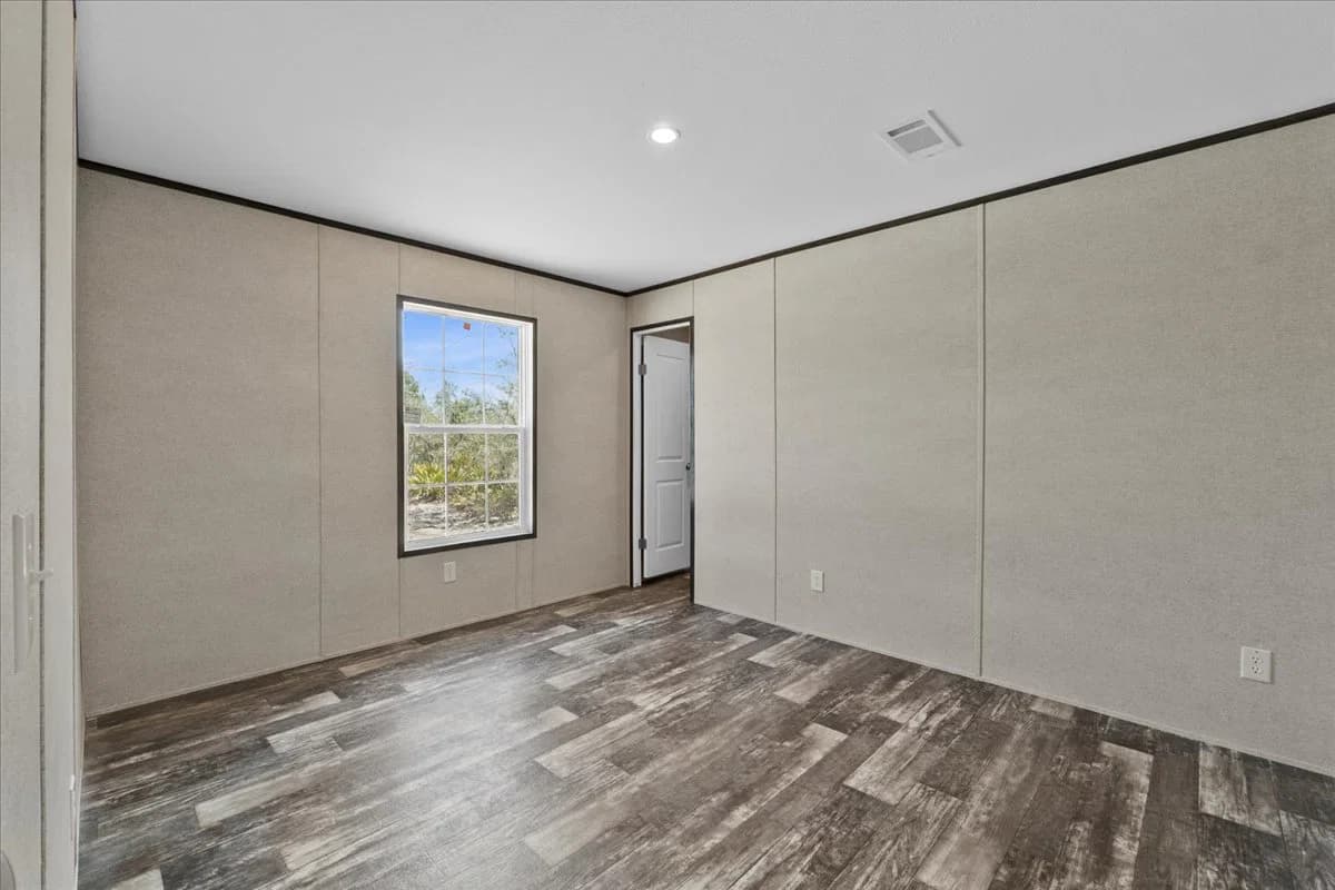 114 mark avenue, lady lake, florida 32159 (sold) 265,300 interior home features
